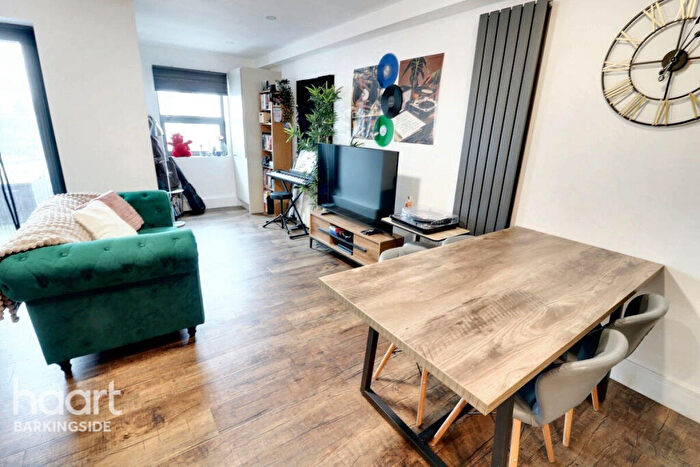 3 Bedroom Apartment For Sale In A High Street, Barkingside, IG6