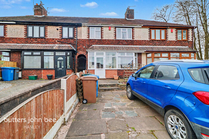 3 Bedroom Terraced House For Sale In Bucknall Old RoadStoke-On-Trent, ST1
