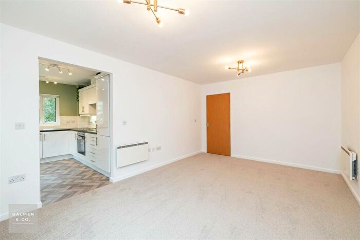 2 Bedroom Apartment For Sale In Shalefield Gardens, Atherton, M46