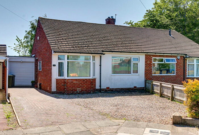 2 Bedroom Semi-Detached Bungalow For Sale In Worcester Way, Wideopen, NE13