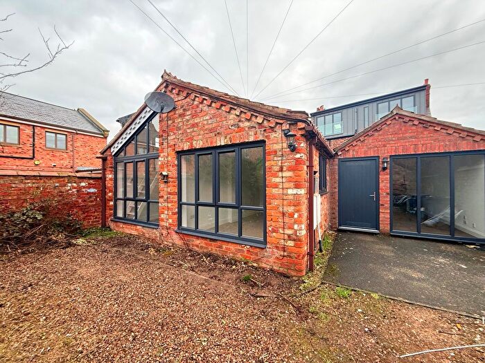 2 Bedroom Bungalow To Rent In Church Mews, York, YO31