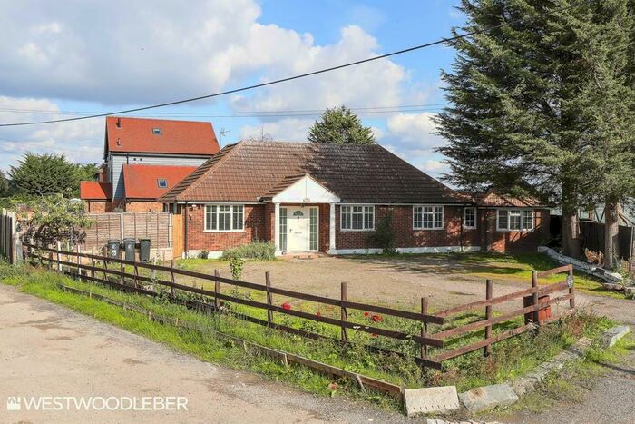 4 Bedroom Detached Bungalow To Rent In Old House Lane, Roydon, CM19