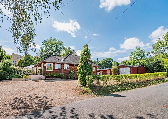 2 Bedroom Bungalow For Sale In Wing Road, Manton, Rutland, LE15