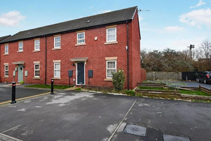 3 Bedroom Semi Detached House For Sale In Boothferry Park Halt, Hull, HU4