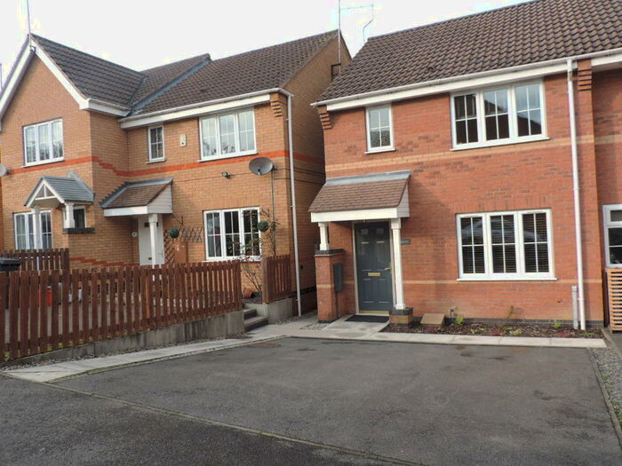 3 Bedroom Semi-Detached House To Rent In Buttercup Avenue, Donisthorpe, DE12