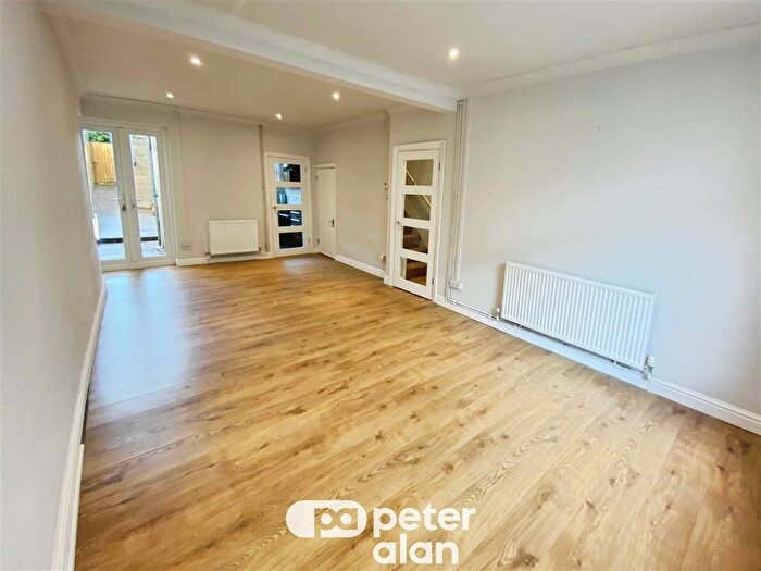 3 Bedroom Terraced House To Rent In Gadlys Road, Aberdare, CF44