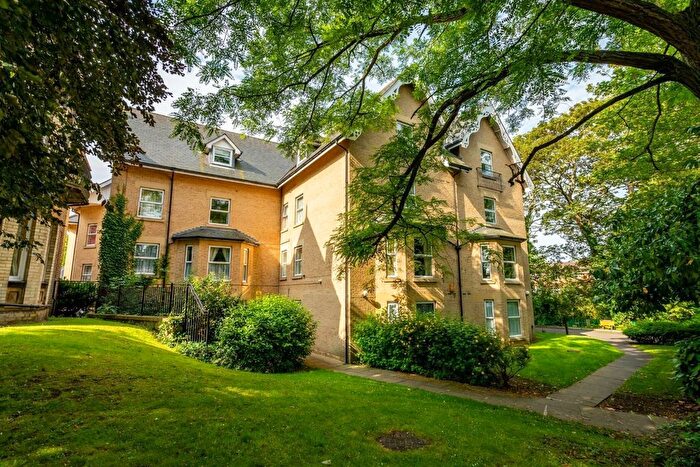 2 Bedroom Flat For Sale In Chancery Rise, York, YO24