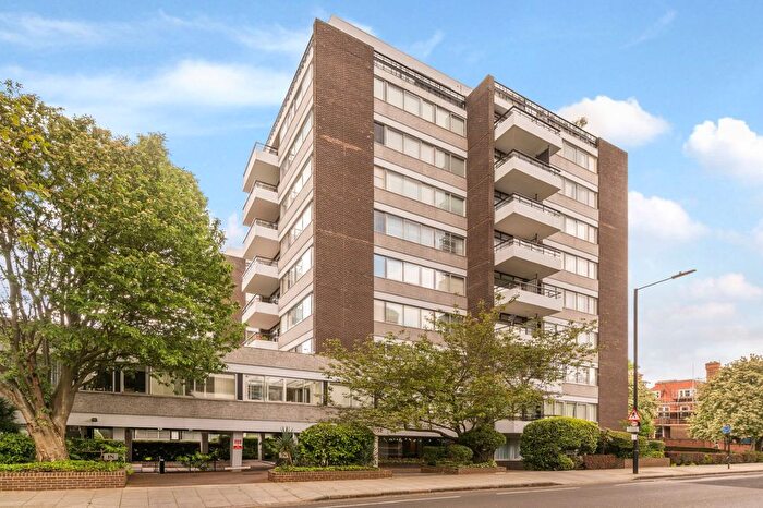 4 Bedroom Flat For Sale In London House, - Avenue Road, NW8