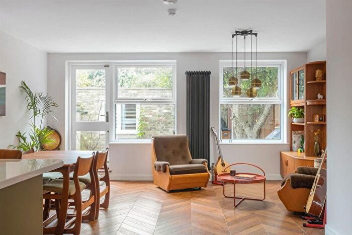4 Bedroom Terraced House For Sale In Putney Heath Lane, Putney, SW15