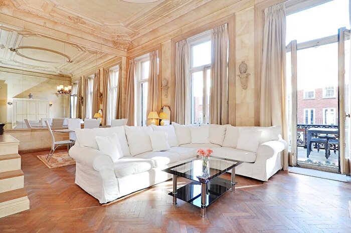 1 Bedroom Terraced House To Rent In Ennismore Gardens, South Kensington, SW7