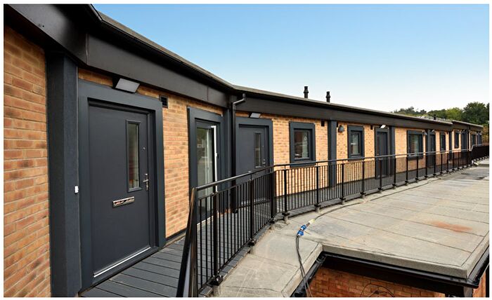 1 Bedroom Flat To Rent In Limes Walk, Telford, TF2