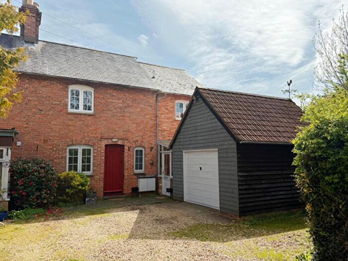 4 Bedroom Semi-Detached House For Sale In Spring Lane, Stagsden, MK43