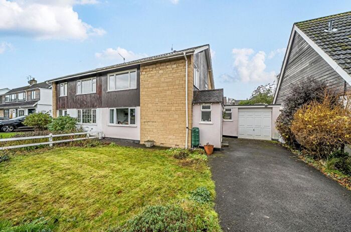 3 Bedroom Semi Detached House For Sale In Mulberry Close, Backwell, BS48