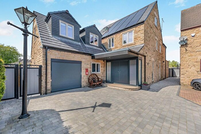 5 Bedroom Detached House For Sale In Yew Lane, Ecclesfield, Sheffield, S5