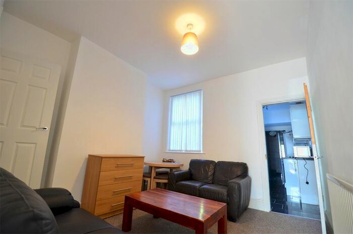 4 Bedroom Terraced House To Rent In Westminster Road, Student Property 2022-2023 Selly Oak, Birmingham B29