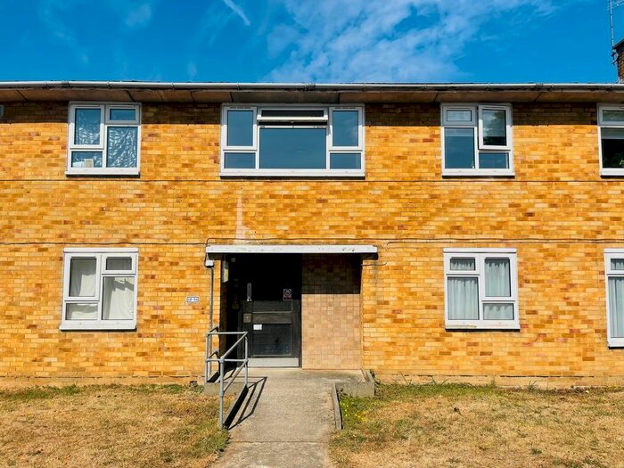 1 Bedroom Flat To Rent In Sloansway, Welwyn Garden City, AL7