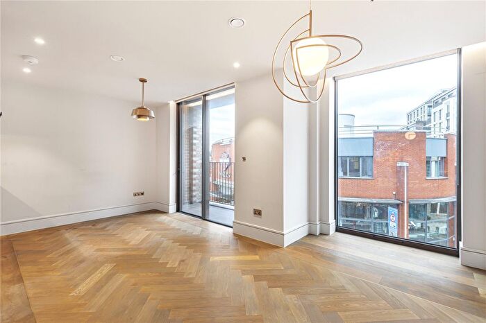 1 Bedroom Flat To Rent In Edith Row, London, SW6