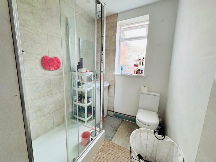 3 Bedroom Terraced House For Sale In Abbots Road, Edgware, HA8
