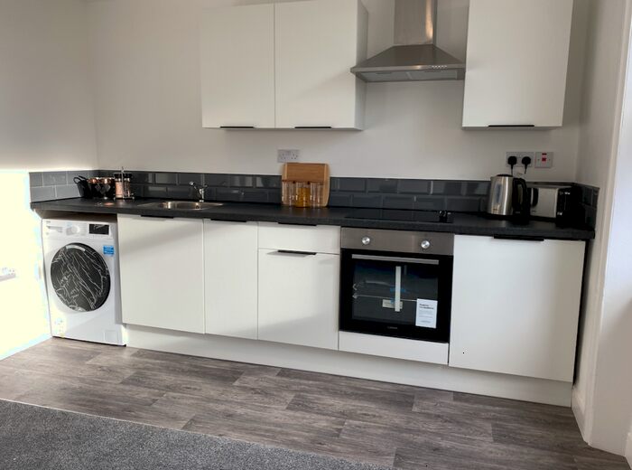 1 Bedroom Flat To Rent In Eldon Place, Bradford BD1