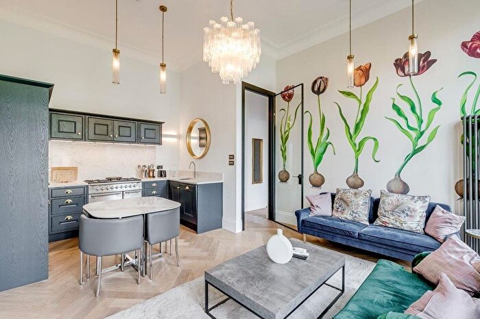 2 Bedroom Flat For Sale In Randolph Crescent, Maida Vale, London, W9