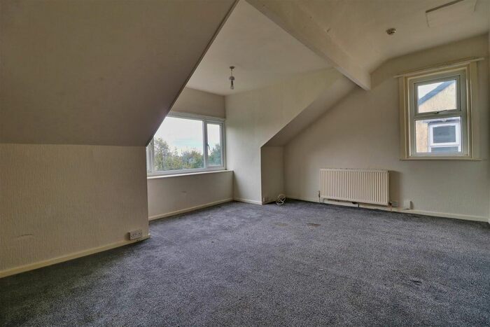 1 Bedroom Flat To Rent In Conference Road, Armley, Leeds LS12