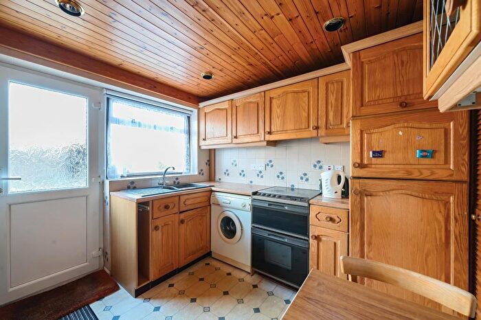 3 Bedroom Semi-Detached House For Sale In Windlesham, Surrey, GU20
