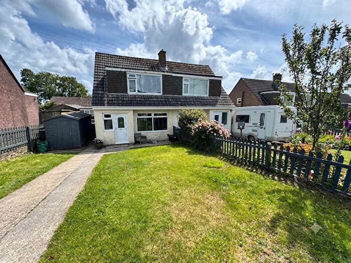 3 Bedroom Property For Sale In Ash Grove, Par, PL24