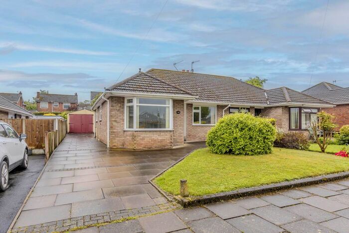2 Bedroom Semi-Detached Bungalow To Rent In Eastwick Crescent, Trentham, ST4