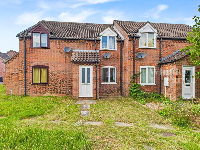 2 Bedroom Terraced House For Sale In John Hill Close, Long Stratton, Norwich, NR15