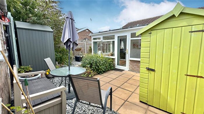 2 Bedroom Bungalow For Sale In Littlemore Close, Saughall Massie, Wirral, CH49