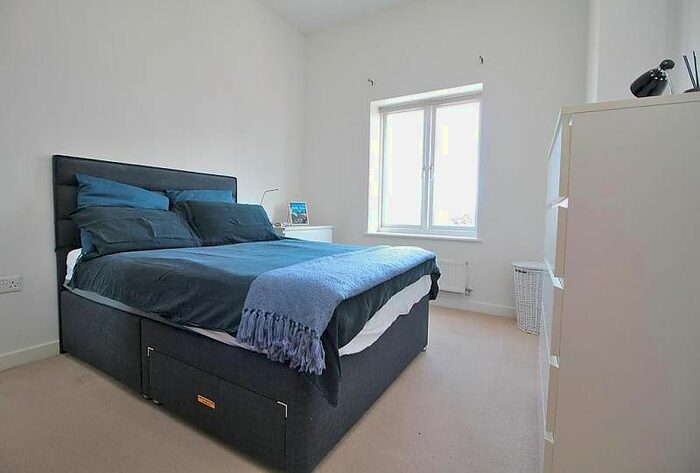 1 Bedroom Flat To Rent In Thompson Court, Broomfield Road, CM1