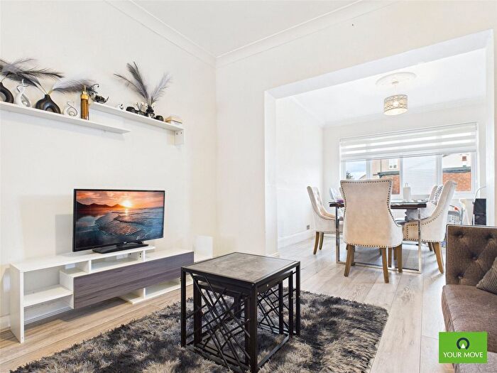 3 Bedroom Terraced House To Rent In Fourth Avenue, Romford, RM7