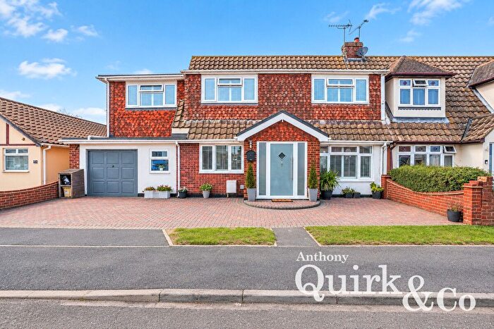 3 Bedroom Semi-Detached House For Sale In Hallet Road, Canvey Island, SS8