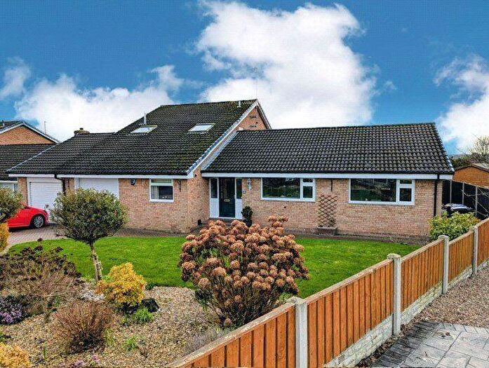 5 Bedroom Detached House For Sale In Auckland Drive, Halfway, Sheffield, S20