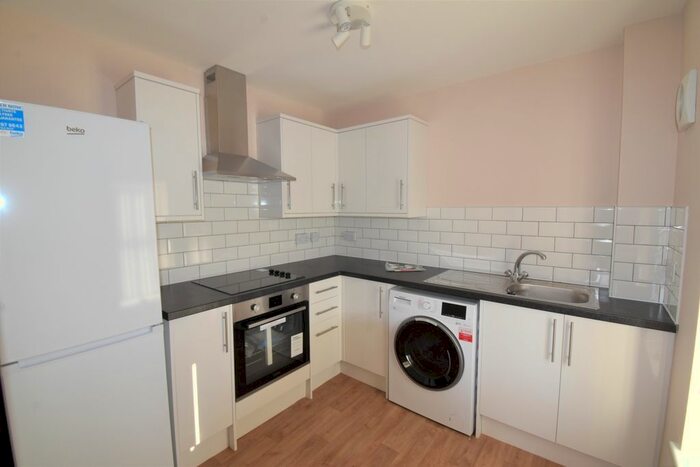 1 Bedroom Flat To Rent In Station Road, Knebworth, SG3