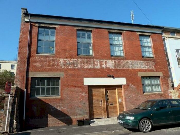 1 Bedroom Ground Flat To Rent In Lower Cheltenham Place, Montpelier, BS6