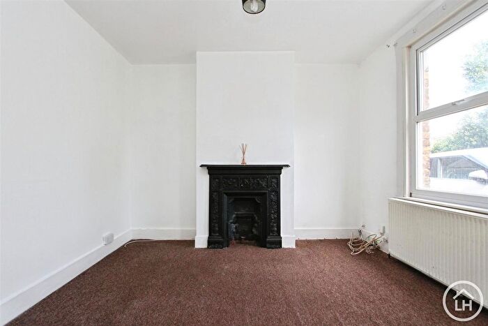 3 Bedroom Terraced House For Sale In Ufton Lane, Sittingbourne, ME10