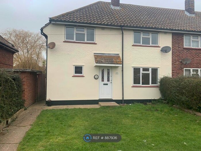 4 Bedroom Semi-Detached House To Rent In Bemerton Gardens, Kirby Cross, Frinton-On-Sea, CO13