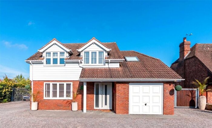4 Bedroom Detached House For Sale In Stonebridge Road, Steventon, Abingdon, OX13