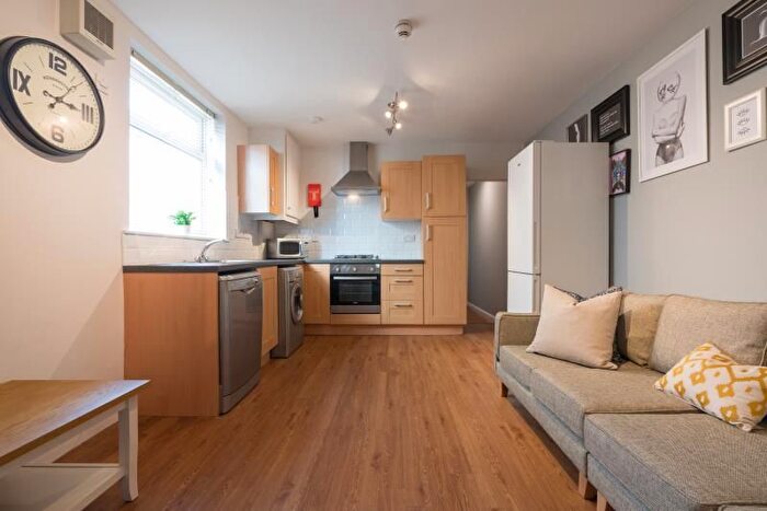 4 Bedroom Terraced House To Rent In Colum Road, Cardiff, CF10