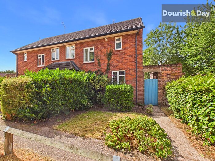 3 Bedroom Semi Detached House For Sale In Stokesay Road, Buntingsdale, TF9