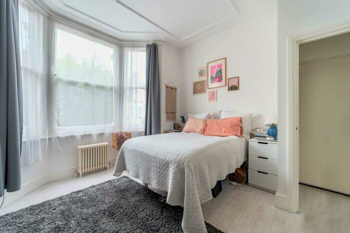 2 Bedroom Flat To Rent In Tunley Road, Harlesden, London, NW10