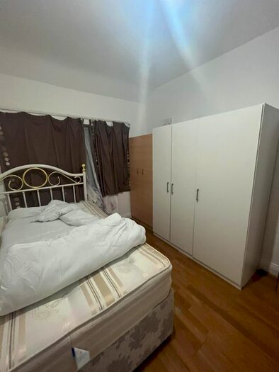 1 Bedroom Flat To Rent In Windmill Road, Edmonton, London, N18