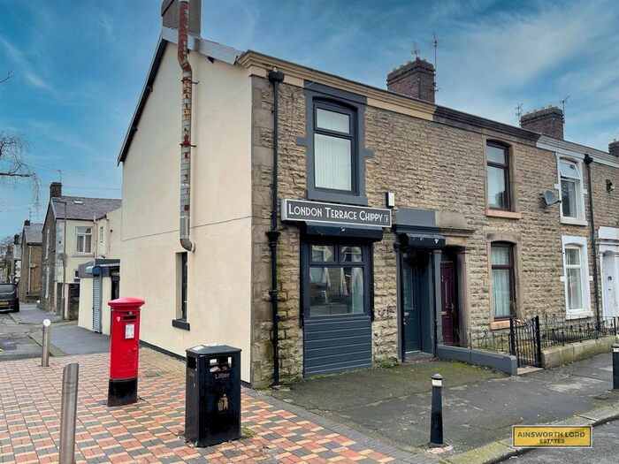 Restaurant Retail Property / Shop To Rent In London Terrace, Darwen, BB3