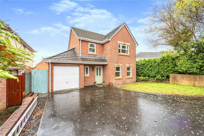 4 Bedroom Detached House For Sale In Fronhaul, Llanelli, Fronhaul, Llanelli SA14