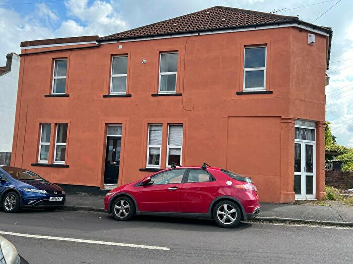 6 Bedroom End Of Terrace House To Rent In Greenbank, BS5