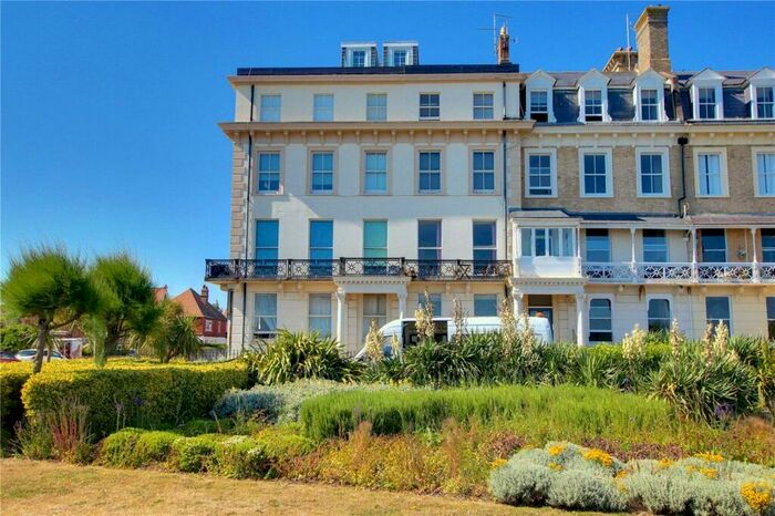 Flat To Rent In West Mansions, Heene Terrace, Worthing, West Sussex, BN11