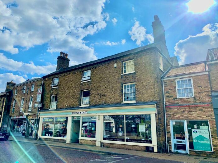 2 Bedroom Flat To Rent In High Street, Chatteris, PE16