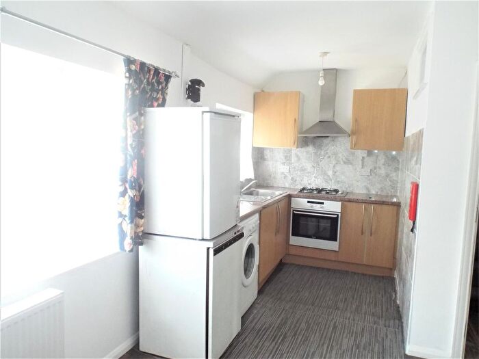 1 Bedroom Flat To Rent In Staines Road, Bedfont, Feltham, TW14