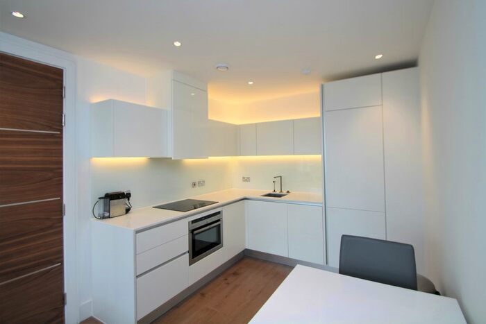 1 Bedroom Flat To Rent In Tizzard Grove, Kidbrooke, London, SE3